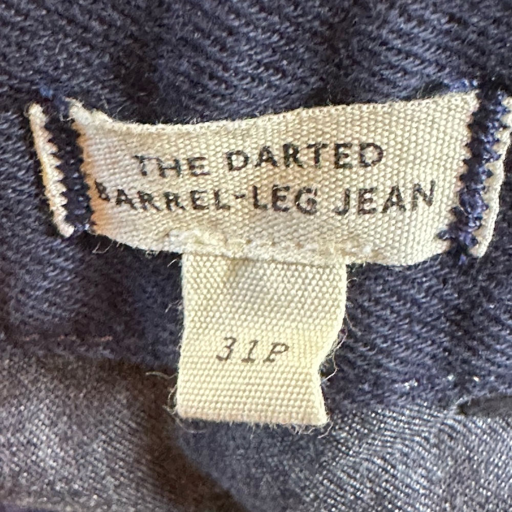 Madewell The Darted Barrel Leg Jean - Picture 10 of 14